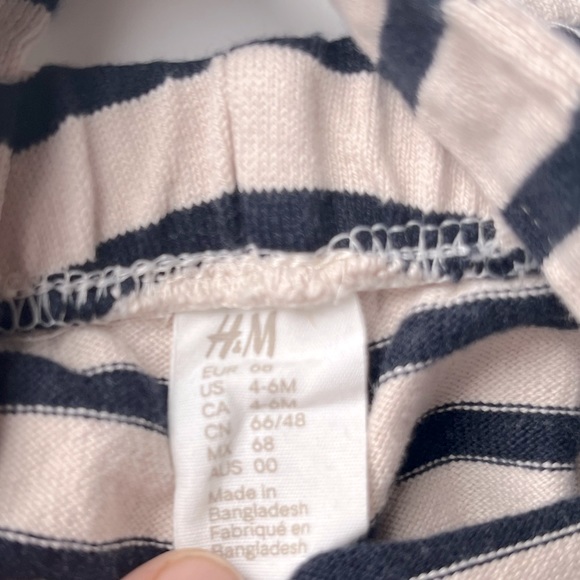H&M unisex baby cotton overalls size 4-5 months EUC - Picture 5 of 5